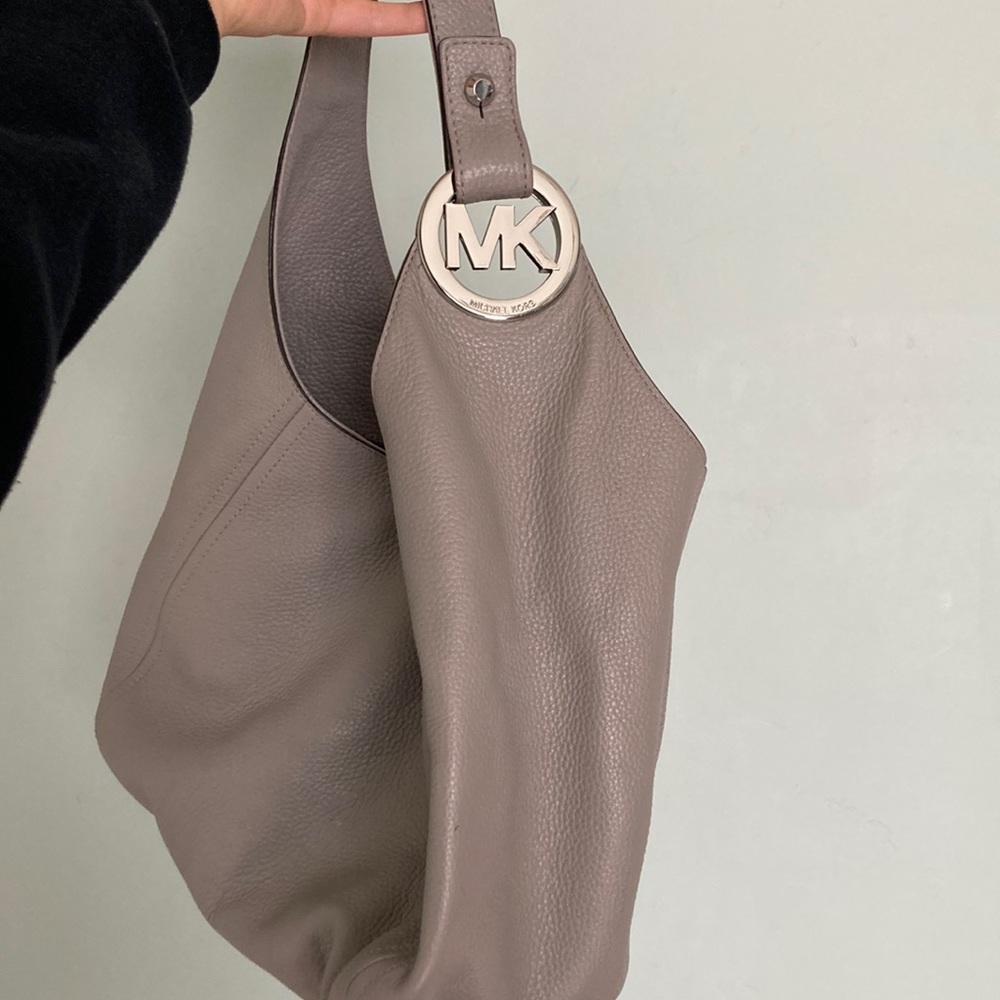 Michael Kors Grey Leather Purse